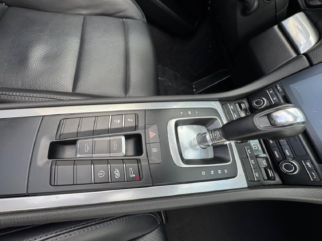 Used 2017 Porsche 718 Boxster S RWD image 32