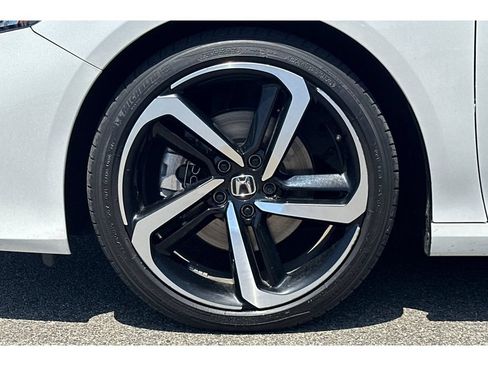 Used 2022 Honda Accord Sport image 42