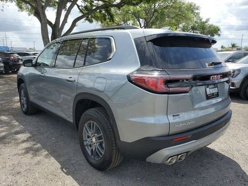 New 2026 GMC Acadia Elevation image 4