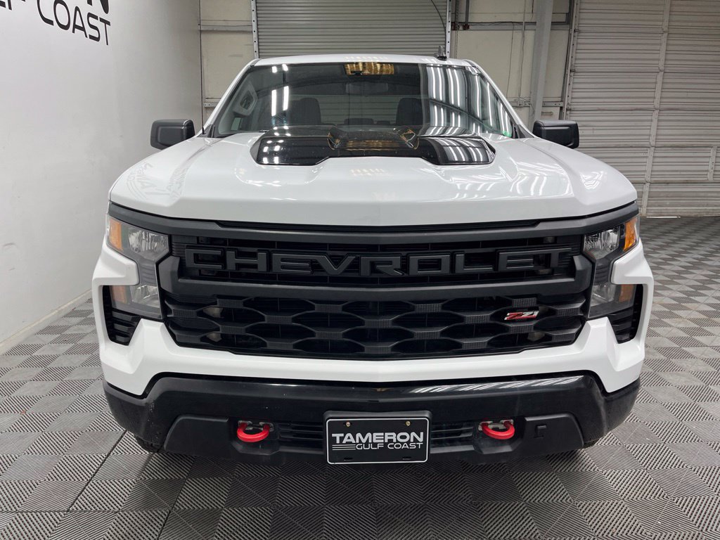 Used 2023 Chevrolet Silverado 1500 Custom Trail Boss AWD/4WD image 4