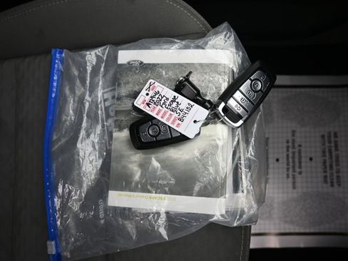 Used 2022 Ford Escape SE w/ Convenience Package image 11