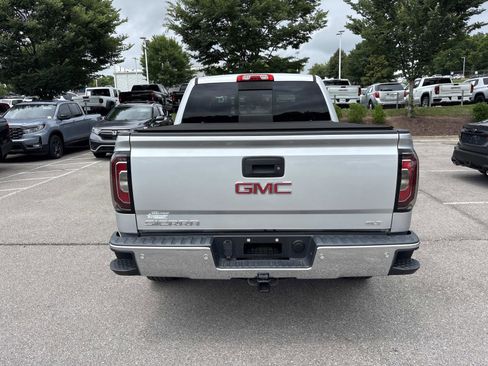 Used 2018 GMC Sierra 1500 SLT AWD/4WD image 7