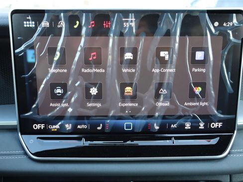 New 2026 Volkswagen Tiguan SE R-Line image 18