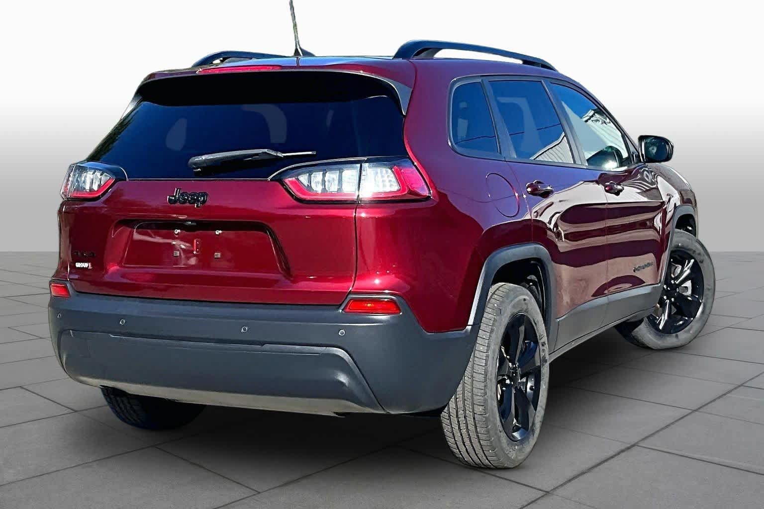 Used 2020 Jeep Cherokee Latitude Plus AWD/4WD image 13