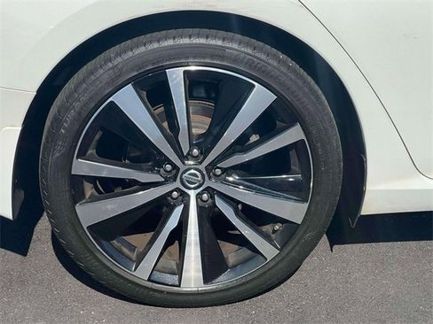 Used 2022 Nissan Altima 2.5 SR image 11