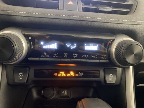 Used 2023 Toyota RAV4 LE image 18