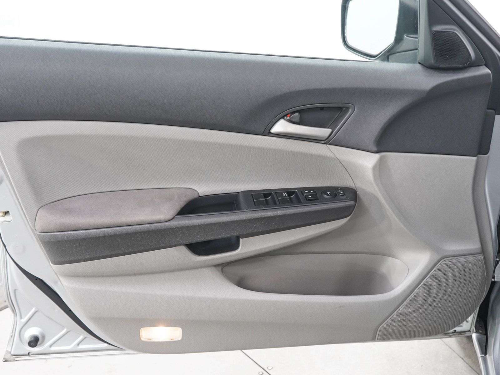 Used 2010 Honda Accord LX image 18