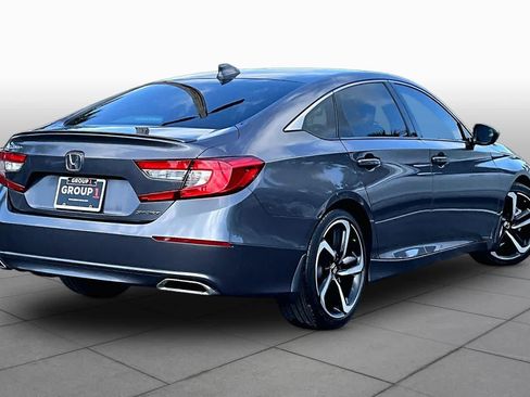 Used 2018 Honda Accord Sport image 13