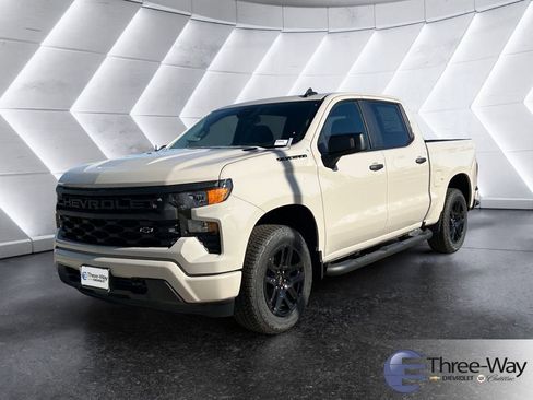 New 2026 Chevrolet Silverado 1500 Custom RWD image 1