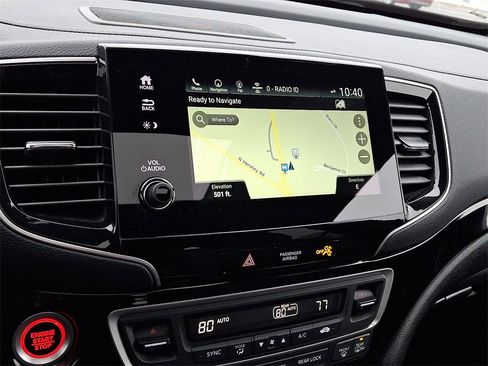 Used 2024 Honda Passport Black Edition image 3