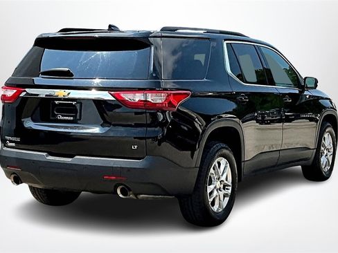 Used 2021 Chevrolet Traverse LT image 5