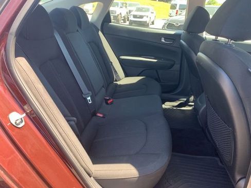 Used 2020 Kia Optima LX FWD image 12