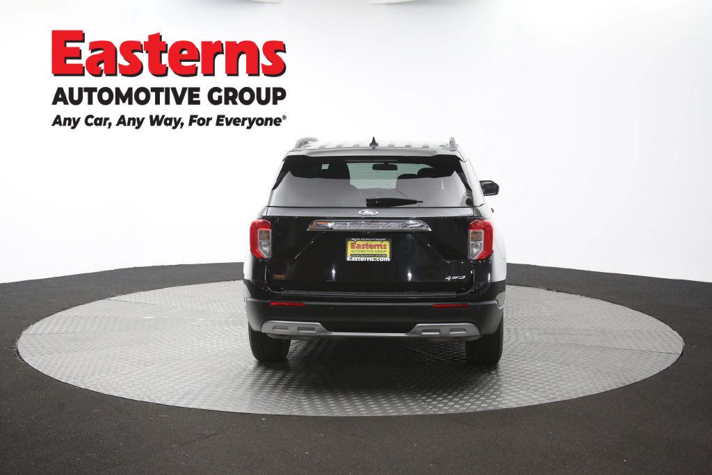 Used 2022 Ford Explorer XLT w/ Equipment Group 202A AWD/4WD image 34