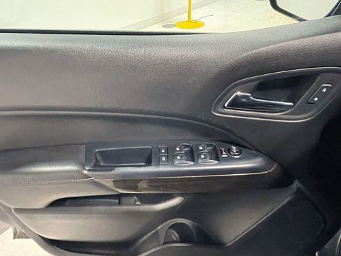 Used 2018 GMC Canyon SLT w/ Driver Alert Package image 17