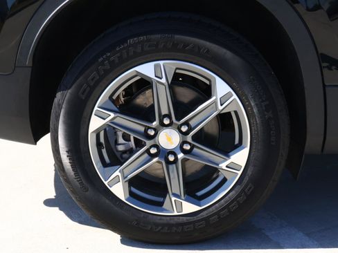 Used 2024 Chevrolet Blazer LT w/ Convenience Package image 9