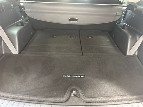 Used 2025 Hyundai Palisade SEL FWD image 9