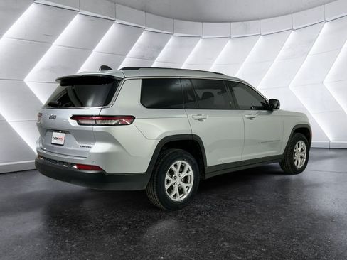 Used 2023 Jeep Grand Cherokee L Limited w/ Trailer Tow Group (B) AWD/4WD image 4