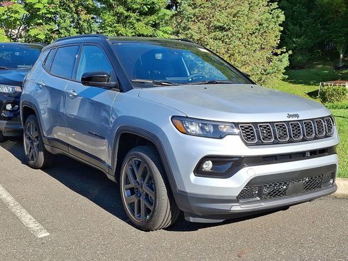 New 2026 Jeep Compass Limited image 3