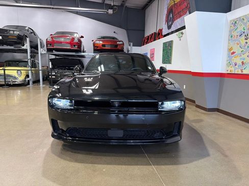 Used 2025 Dodge Charger Daytona Scat Pack w/ Track Pack AWD/4WD image 5