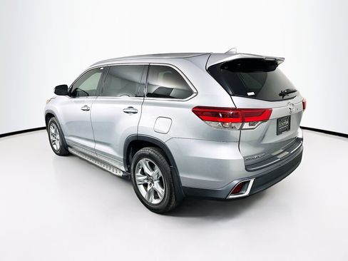 Used 2017 Toyota Highlander Limited image 5