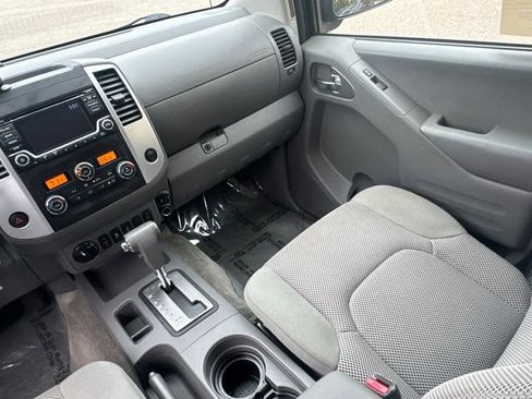 Used 2017 Nissan Frontier SV w/ SV Value Truck Package image 21