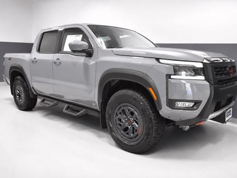 New 2026 Nissan Frontier PRO-4X w/ Pro Premium Package AWD/4WD image 7