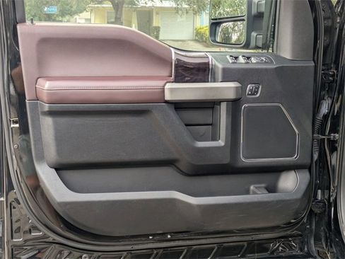 Used 2017 Ford F150 Platinum w/ FX4 Off-Road Package image 9