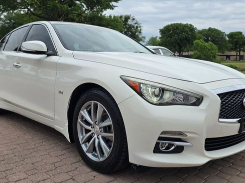 Used 2017 INFINITI Q50 3.0t Premium w/ 3.0T Premium Plus Package RWD image 5