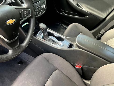 Used 2024 Chevrolet Malibu LT FWD image 20