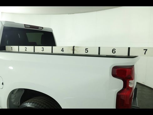 Used 2022 Chevrolet Silverado 1500 LT image 13