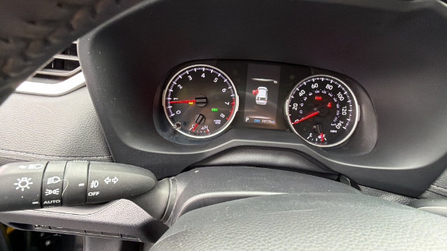 Used 2022 Toyota RAV4 XLE Premium FWD image 23
