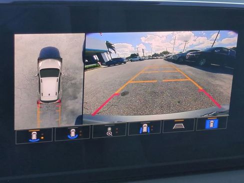 Certified 2026 Buick Encore GX Avenir w/ Avenir Technology Package FWD image 23