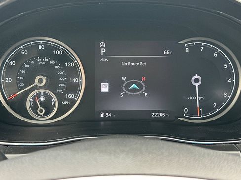Used 2023 Genesis GV70 2.5T w/ Select Package AWD/4WD image 32