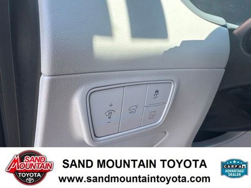 Used 2024 Hyundai Tucson Limited AWD/4WD image 15