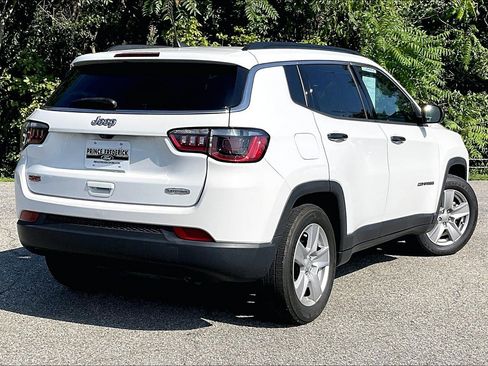 Used 2022 Jeep Compass Latitude w/ Sun and Sound Group FWD image 12