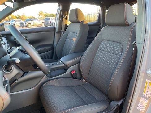 Used 2026 Honda HR-V Sport image 25