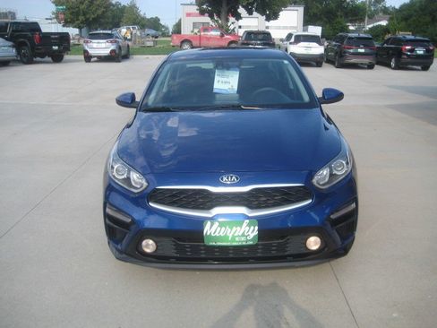 Used 2021 Kia Forte LXS FWD image 3
