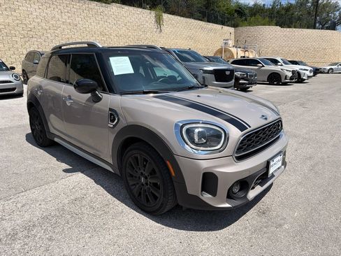 Used 2024 MINI Cooper Countryman S FWD image 4