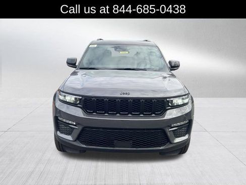 New 2025 Jeep Grand Cherokee Limited image 2