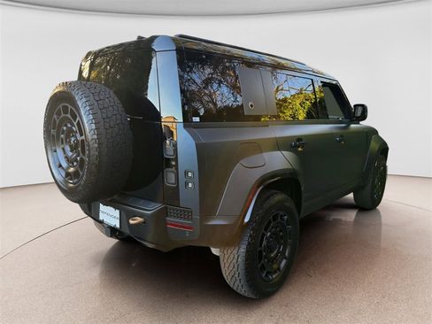 New 2026 Land Rover Defender 110 OCTA image 7