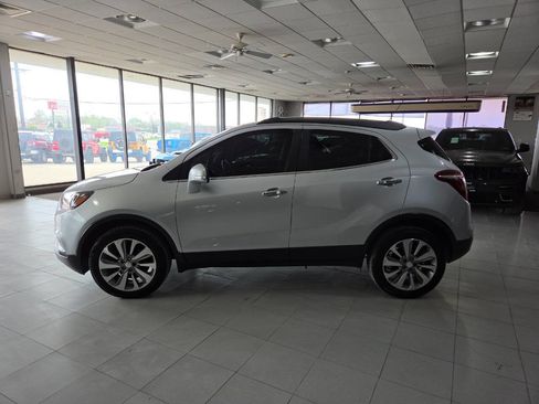 Used 2019 Buick Encore Preferred image 4