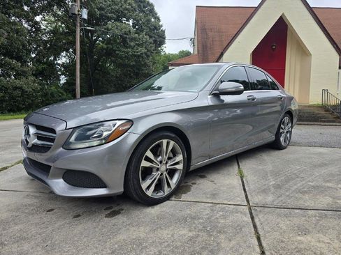 Used 2015 Mercedes-Benz C 300 Sedan image 3