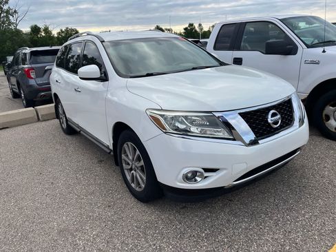 Used 2014 Nissan Pathfinder SL w/ SL Tech Package AWD/4WD image 19