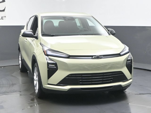 New 2027 Chevrolet Bolt LT w/ Comfort Package FWD image 30