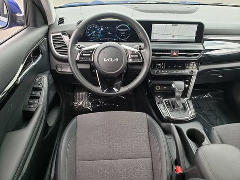 Certified 2024 Kia Seltos S AWD/4WD image 15