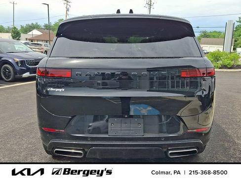 Used 2024 Land Rover Range Rover Sport Dynamic SE AWD/4WD image 5