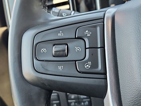 Used 2025 GMC Sierra 1500 SLT image 29