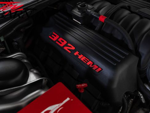 Used 2011 Dodge Challenger SRT8 image 44