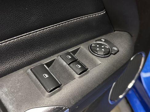 Used 2021 Ford Mustang Premium RWD image 11