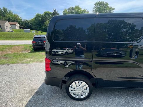 Used 2020 Nissan NV200 S FWD image 8